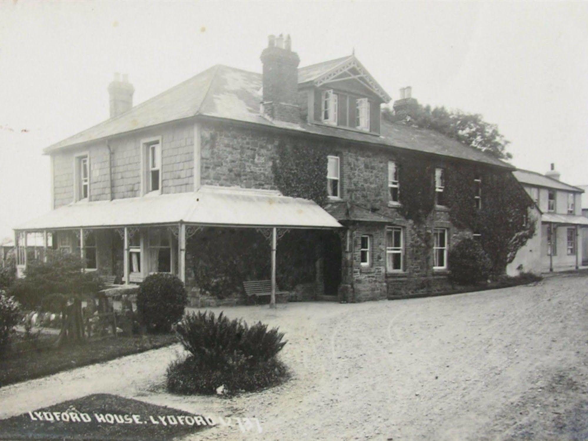 Отель Lydford House Экстерьер фото